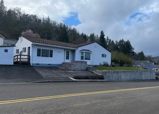 Property at 650 SE Ramp St, Roseburg, OR, 97470, 4 beds, 2 baths, [object Object]