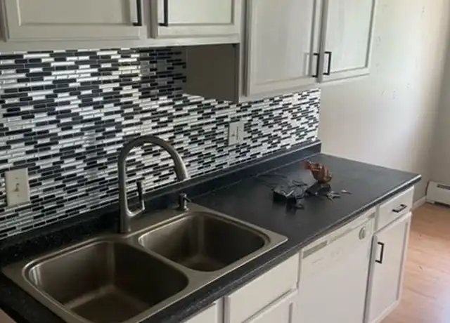 Property at 2740 Rosalyn Ct #302, Minneapolis, MN, 55427, 2 beds, 1 bath, [object Object]