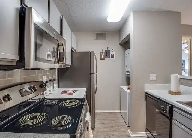 Property at Park at Spring Creek - 29807 Tomball Pkwy, Tomball, TX, 77375, 1-2 bed, 1-2 bath, [object Object]