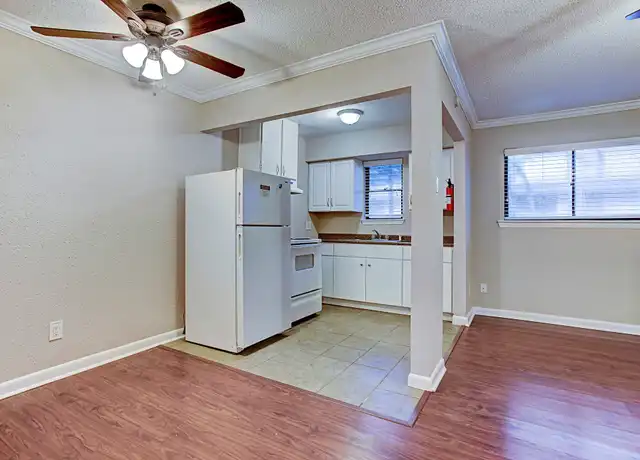 Property at 405 Hawthorne St Unit 2, Houston, TX, 77006, 1 bed, 1 bath, [object Object]