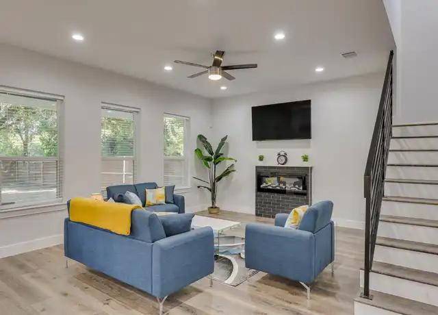 Property at 4124 Tram Dr, Dallas, TX, 75212, 5 beds, 2.5 baths, [object Object]