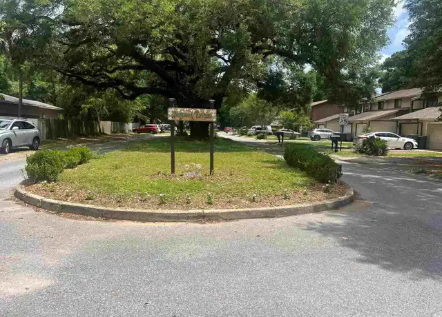 Property at 7150 Dogwood Terrace Dr, Pensacola, FL, 32504, 3 beds, 1.5 baths, [object Object]