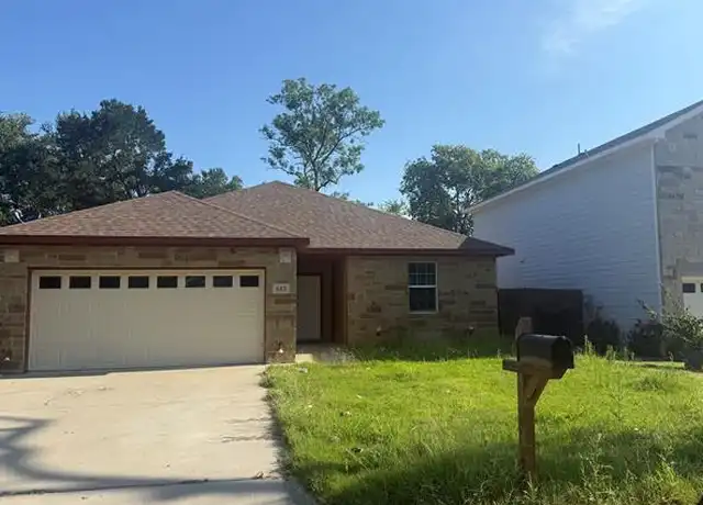 Property at 613 E 7th St, Bonham, TX, 75418, 3 beds, 2 baths, [object Object]
