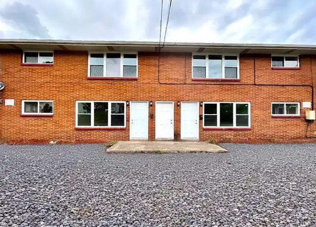 Property at 3915 Washington St Unit 4, Weirton, WV, 26062, 2 beds, 1 bath, [object Object]