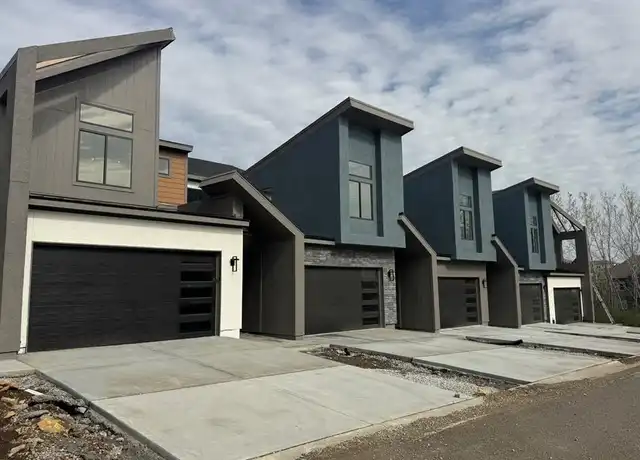 Property at 22154 W 116th Ter, Olathe, KS, 66061, 3 beds, 2.5 baths, [object Object]
