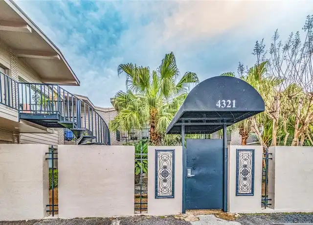 Property at 4321 Hazard St Unit 8, Houston, TX, 77098, 2 beds, 1.5 baths, [object Object]