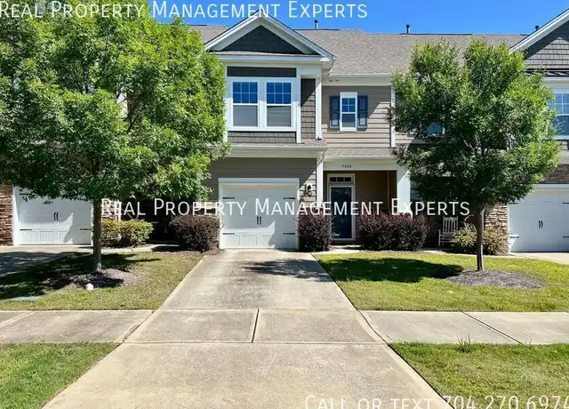 Property at 5040 Harris Woods Blvd, Charlotte, NC, 28269, 3 beds, 2 baths, [object Object]