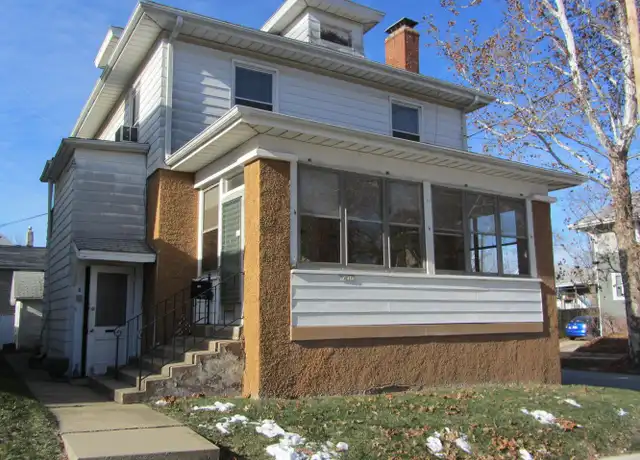 Property at 410 N Mclean St Unit B, Bloomington, IL, 61701, 1 bed, 1 bath, [object Object]