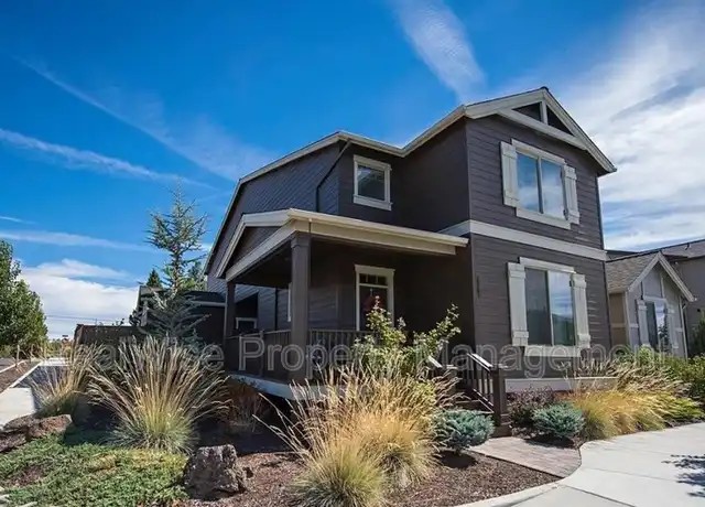 Property at 3318 SW 28th St, Redmond, OR, 97756, 3 beds, 2.5 baths, [object Object]