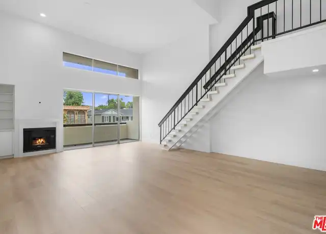 Property at 10511 Ashton Ave #302, Los Angeles, CA, 90024, 3 beds, 4 baths, [object Object]