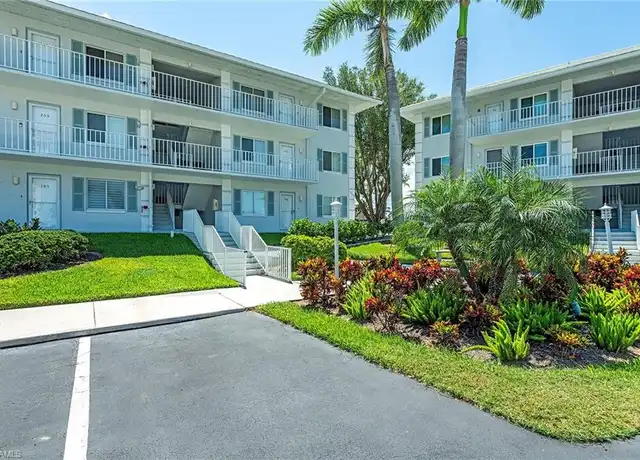 Property at 10684 Gulf Shore Dr Unit B305, Naples, FL, 34108, 2 beds, 2 baths, [object Object]