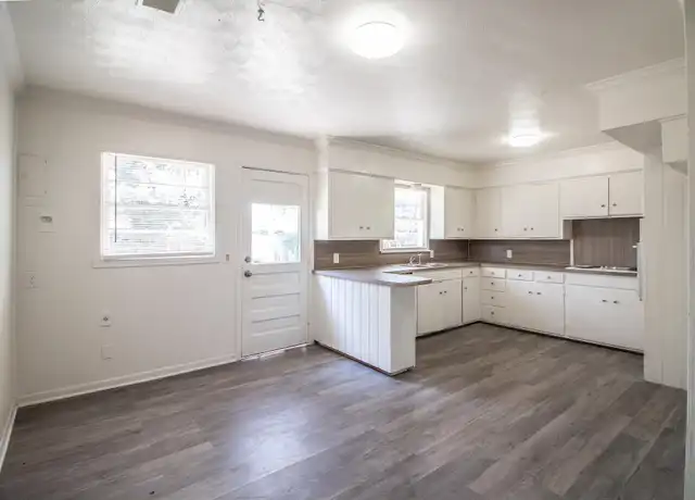 Property at 5011 42nd St, Lubbock, TX, 79414, 3 beds, 2 baths, [object Object]