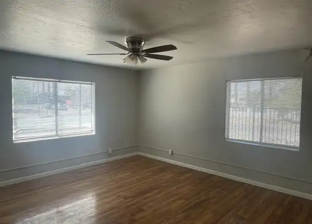 Property at 1226 W Roosevelt St, Phoenix, AZ, 85007, 2 beds, 1 bath, [object Object]