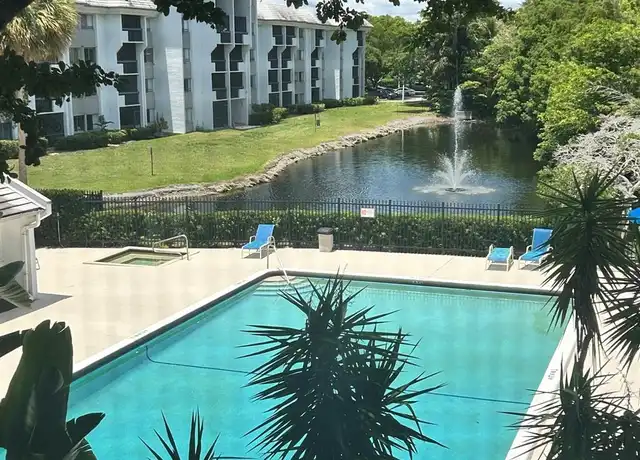 Property at 711 N Pine Island Rd #319, Plantation, FL, 33324, 1 bed, 1.5 baths, [object Object]