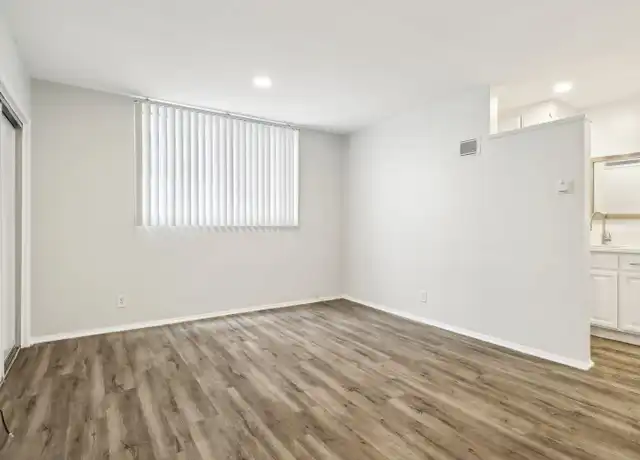 Property at 1275 Federal Ave Unit 18, Los Angeles, CA, 90025, 0 beds, 1 bath, [object Object]