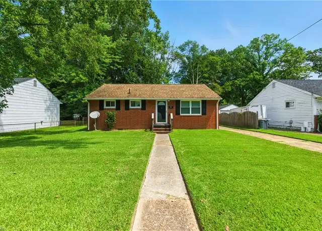 Property at 206 Cynthia Dr, Hampton, VA, 23666, 3 beds, 2 baths, [object Object]