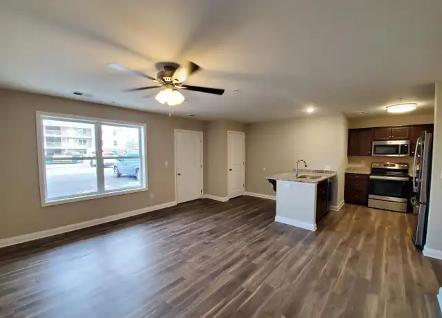 Property at 3500 College Dr #201, Jeffersontown, KY, 40299, 2 beds, 2 baths, [object Object]