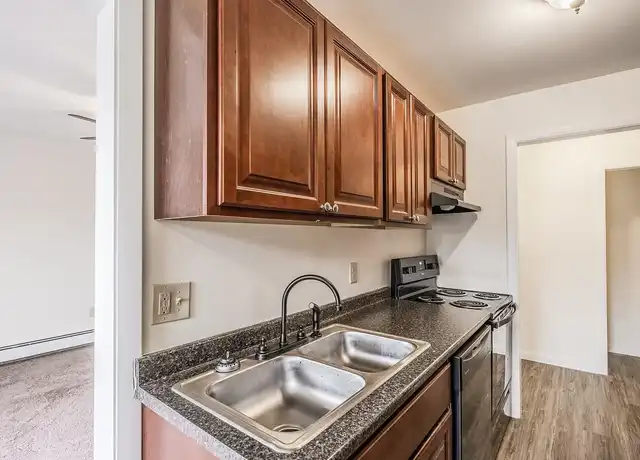 Property at Stillwater Village - 13 Centre Dr, Orono, ME, 04473, 2 beds, 1 bath, [object Object]