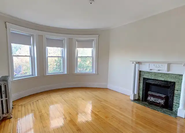 Property at 1824 Beacon St, Brookline, MA, 02445, 2 beds, 1 bath, [object Object]
