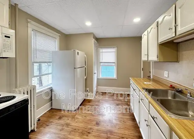 Property at 2205 W 4th St Unit 3, Williamsport, PA, 17701, 2 beds, 1 bath, [object Object]