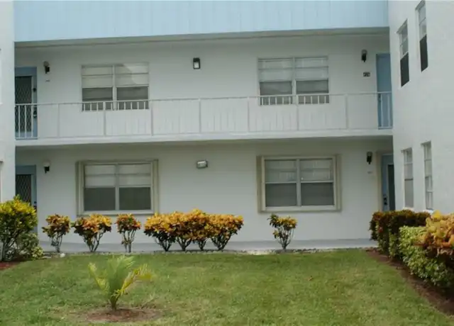 Property at 403 Saxony Way Unit 403, Delray Beach, FL, 33446, 2 beds, 2 baths, [object Object]