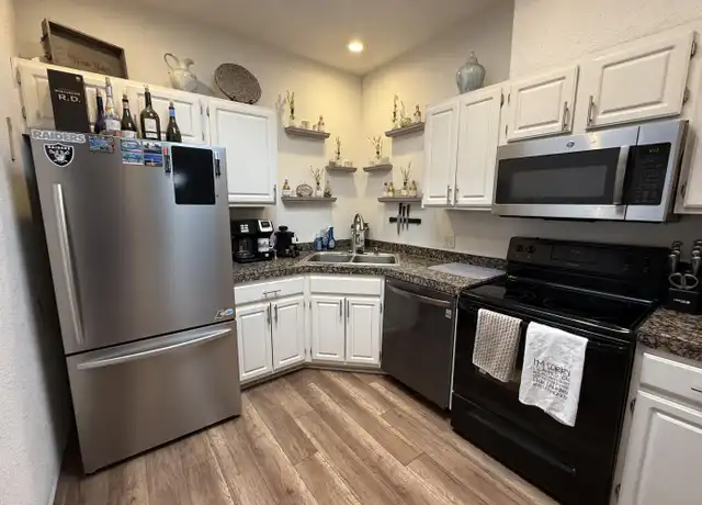 Property at 3221 N 37th St #7, Phoenix, AZ, 85018, 2 beds, 2.5 baths, [object Object]