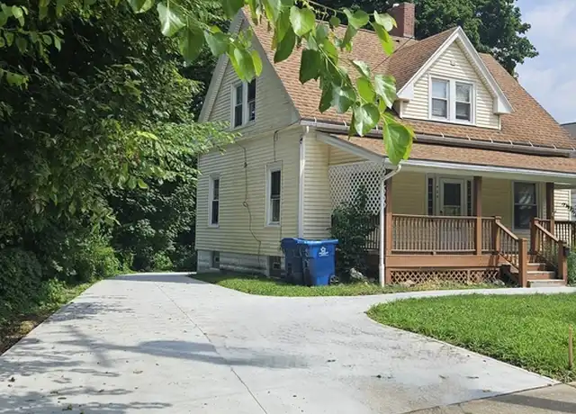 Property at 429 Lake St, Kent, OH, 44240, 3 beds, 1 bath, [object Object]