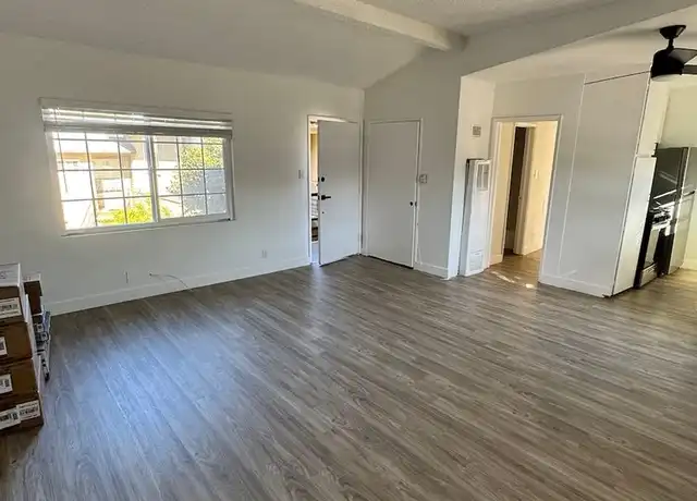 Property at 5665 W Jefferson Blvd Unit 7, Los Angeles, CA, 90016, 1 bed, 1 bath, [object Object]