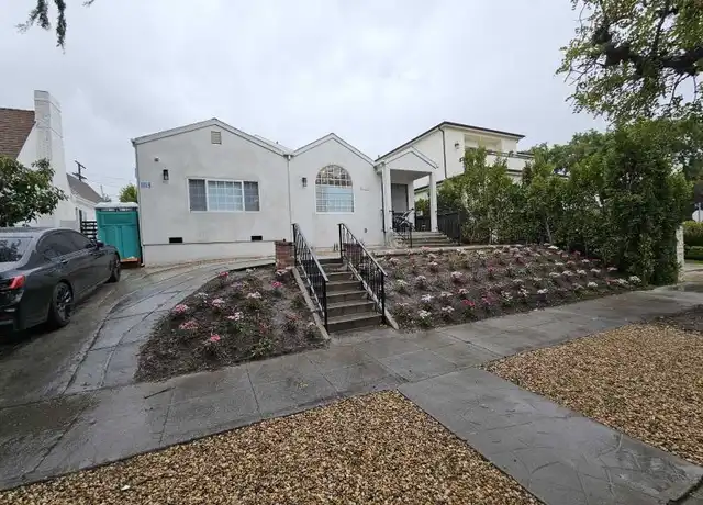 Property at 1123 S Crest Dr, Los Angeles, CA, 90035, 1 bed, 1 bath, [object Object]