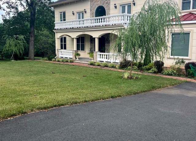 Photo of 1023 Utterback Store Rd, Great Falls, VA 22066