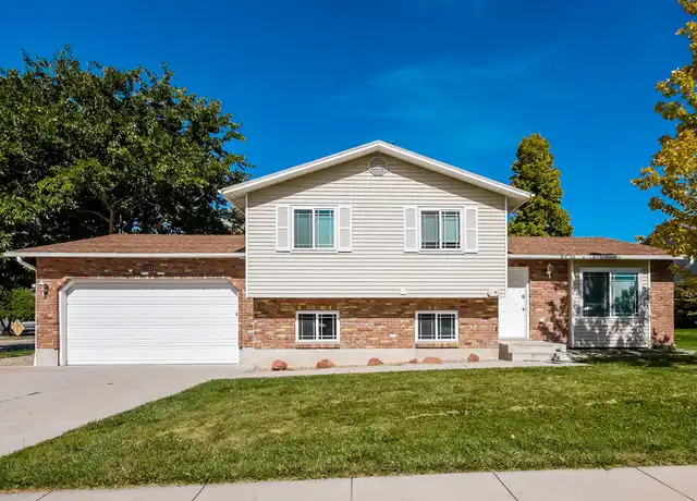 Property at 3324 W 4975 S, Roy, UT, 84067, 3 beds, 2.5 baths, [object Object]