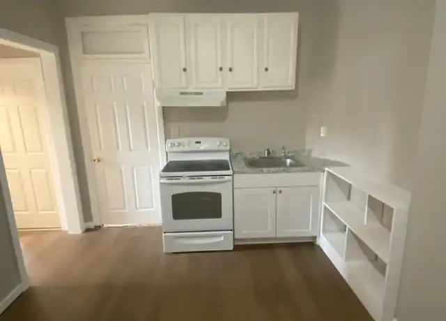 Property at 445 Albany Ave Unit A3, Hartford, CT, 06120, 2 beds, 1 bath, [object Object]