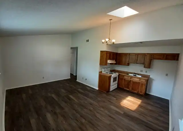 Property at 1523 Lorelei Ln, New Braunfels, TX, 78130, 2 beds, 1 bath, [object Object]