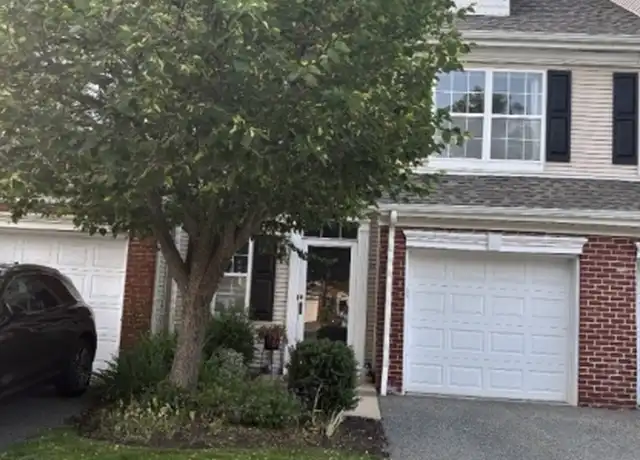 Property at 39 Washington Ct, Towaco, NJ, 07082, 2 beds, 2.5 baths, [object Object]
