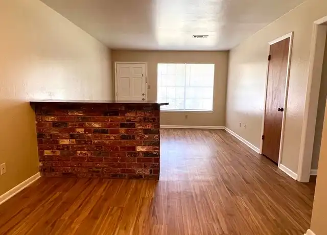 Property at 1235 11th St Unit 18, Hempstead, TX, 77445, 2 beds, 1 bath, [object Object]