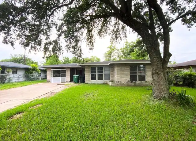 Property at 5767 Flamingo Dr, Houston, TX, 77033, 4 beds, 2 baths, [object Object]
