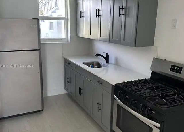 Property at 4300 SW 67th Ave #11, Miami, FL, 33155, 1 bed, 1 bath, [object Object]