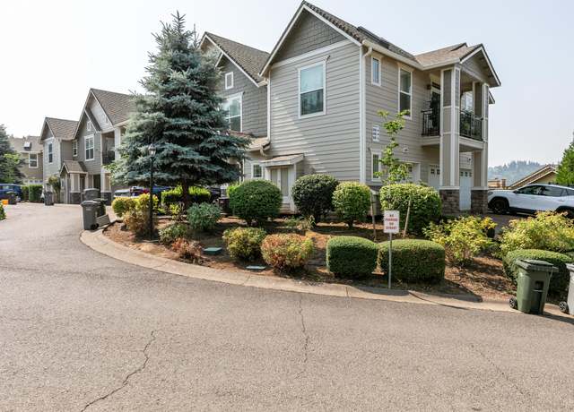 Photo of 3305 Summerlinn Dr Unit 1, West Linn, OR 97068