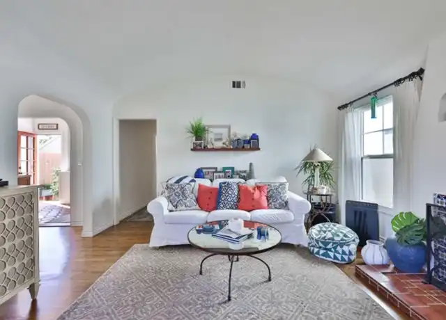 Property at 408 5th St, Coronado, CA, 92118, 3 beds, 2 baths, [object Object]
