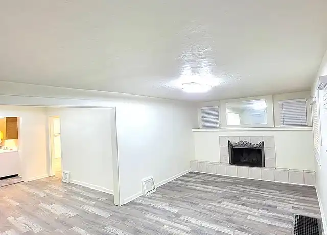 Property at 152 E Harvard Ave, Salt Lake City, UT, 84111, 2 beds, 1 bath, [object Object]