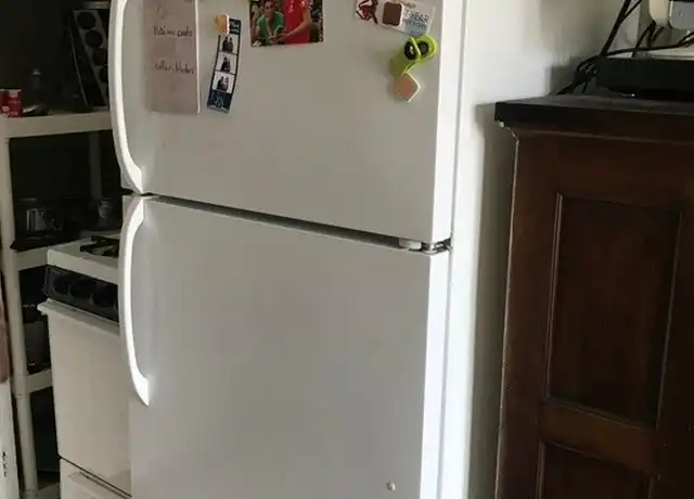 Property at 813 University Ave SE Unit 1, Minneapolis, MN, 55414, 1 bed, 1 bath, [object Object]