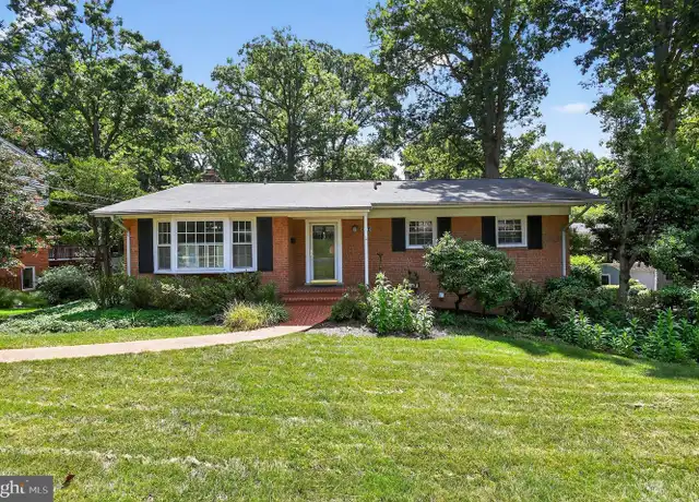 Property at 8233 Stonewall Dr, Vienna, VA, 22180, 4 beds, 3 baths, [object Object]