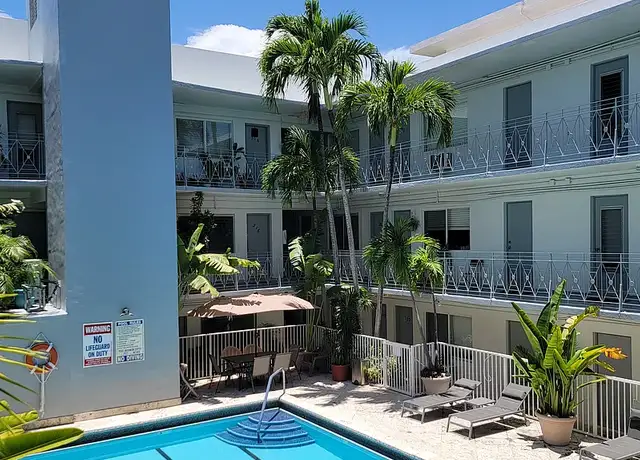 Photo of 835 Lenox Ave, Miami Beach, FL 33139