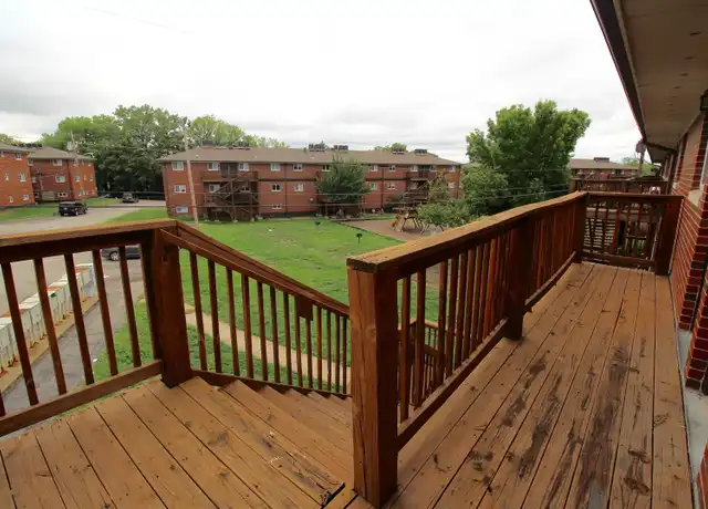 Property at 1006 Forest Ct Unit B09 1048 18, Kansas City, KS, 66103, 2 beds, 1 bath, [object Object]