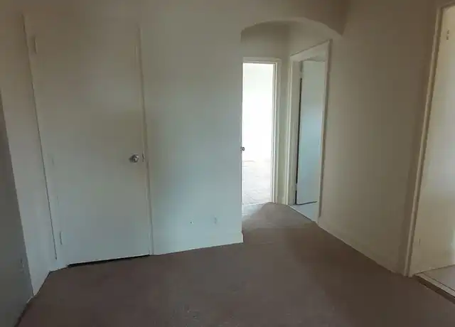 Property at 2400 Market St Unit B73, Harrisburg, PA, 17103, 1 bed, 1 bath, [object Object]