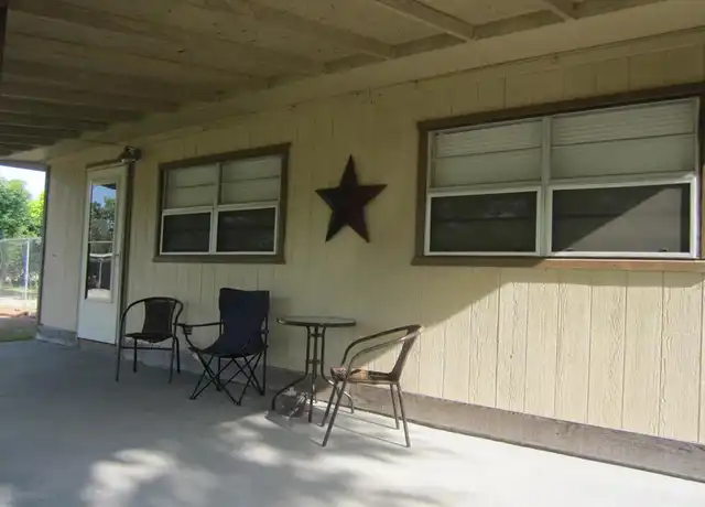Property at 203 Houston St, Bandera, TX, 78003, 4 beds, 3 baths, [object Object]