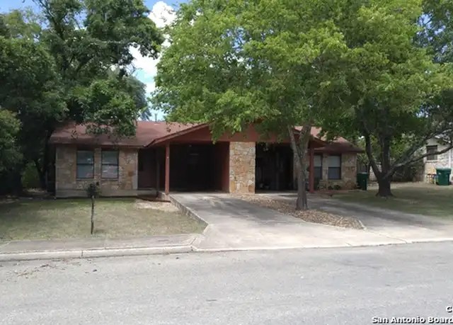 Property at 742 Rosewood Ave Unit 742, Boerne, TX, 78006, 2 beds, 1 bath, [object Object]