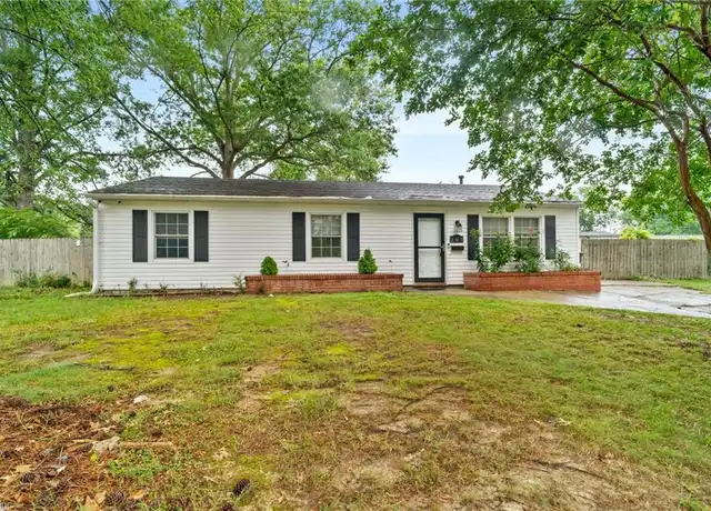 Property at 207 Nina Ct, Newport News, VA, 23602, 3 beds, 2 baths, [object Object]