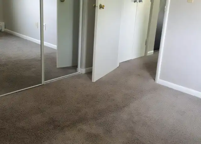 Property at 2332 Iroll Ave Unit 4, Cincinnati, OH, 45225, 1 bed, 1 bath, [object Object]