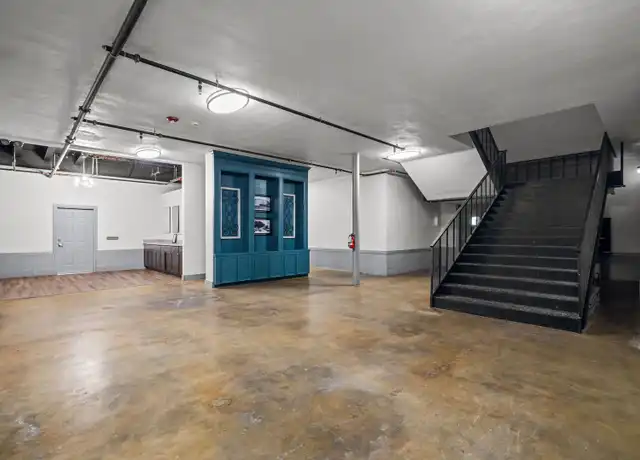 Property at 612 W Texas Ave, Baytown, TX, 77520, 1-2 bed, 1 bath, [object Object]